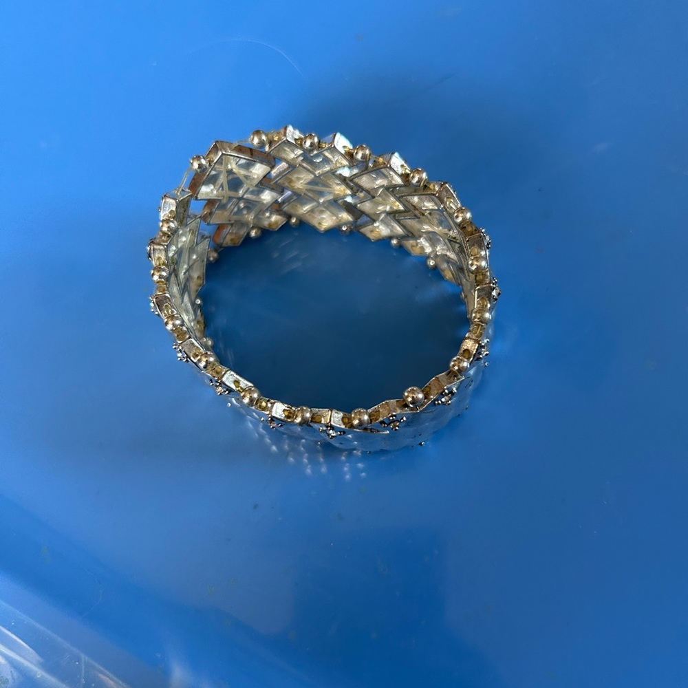 Women’s Vintage Silver Tone Stretch Bracelet